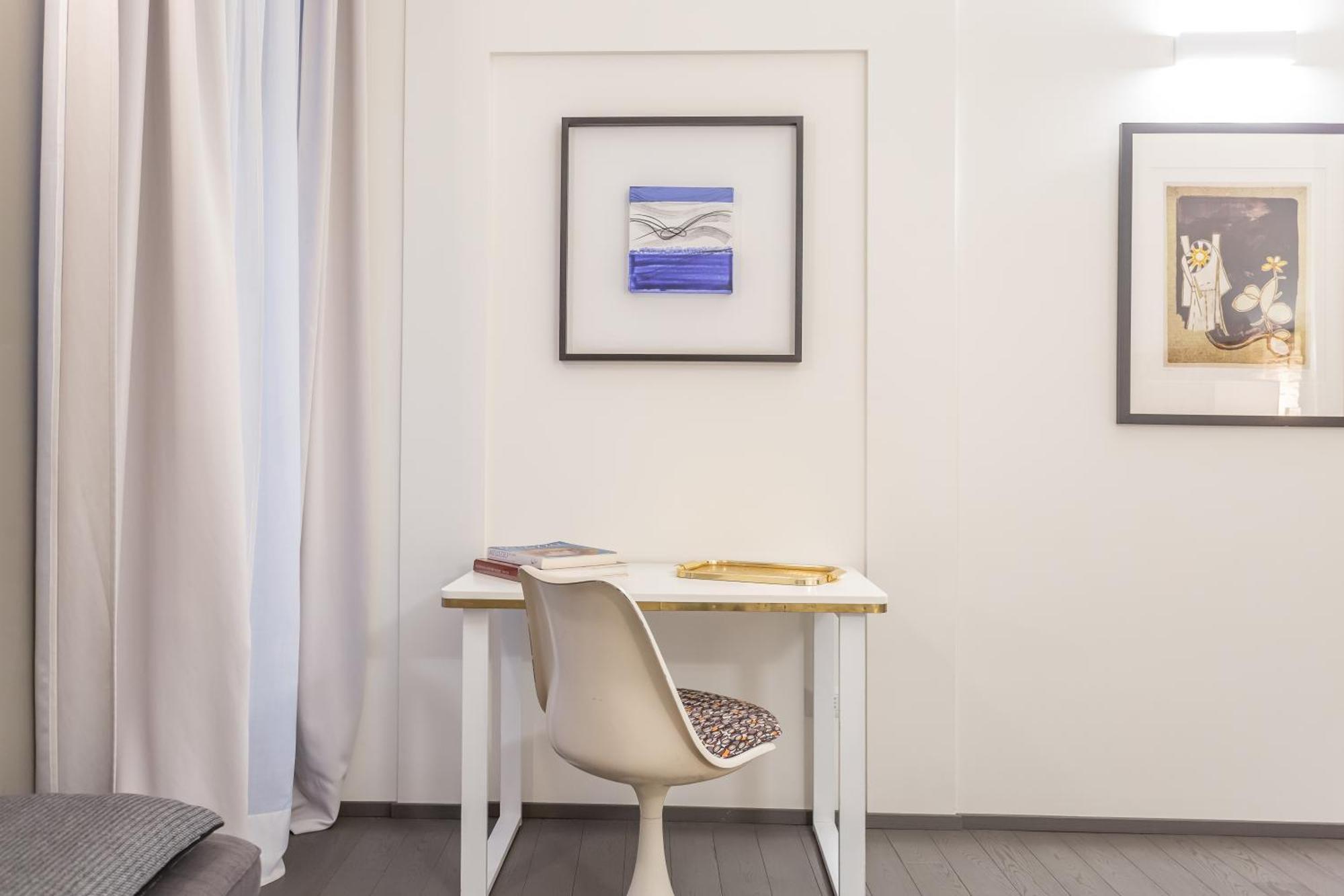 Spanish Steps Deluxe Apartment โรม ภายนอก รูปภาพ