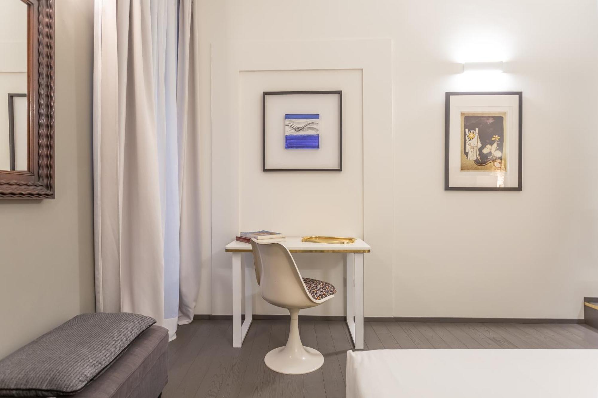 Spanish Steps Deluxe Apartment โรม ภายนอก รูปภาพ